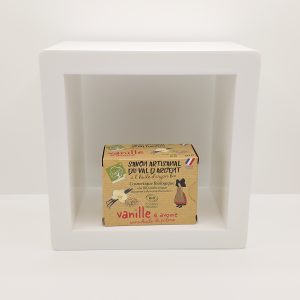 Savon Artisanal à la Vanille et Avoine